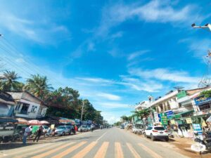 အရပ်သားများသည်စစ်အစိုးရ၏ရွေးကောက်ပွဲအနီးတွင်နိုးနိုးကြားကြားရှိရန်သတိပေးခဲ့သည်