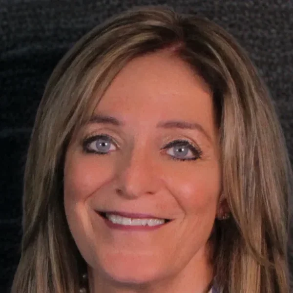 မြန်မာနိုင်ငံက SME SD Sales & Marketing Executive of the Year အဖြစ်